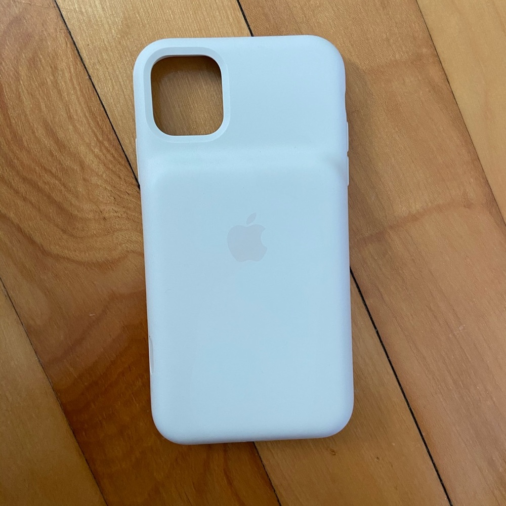 iPhone 11 battery case